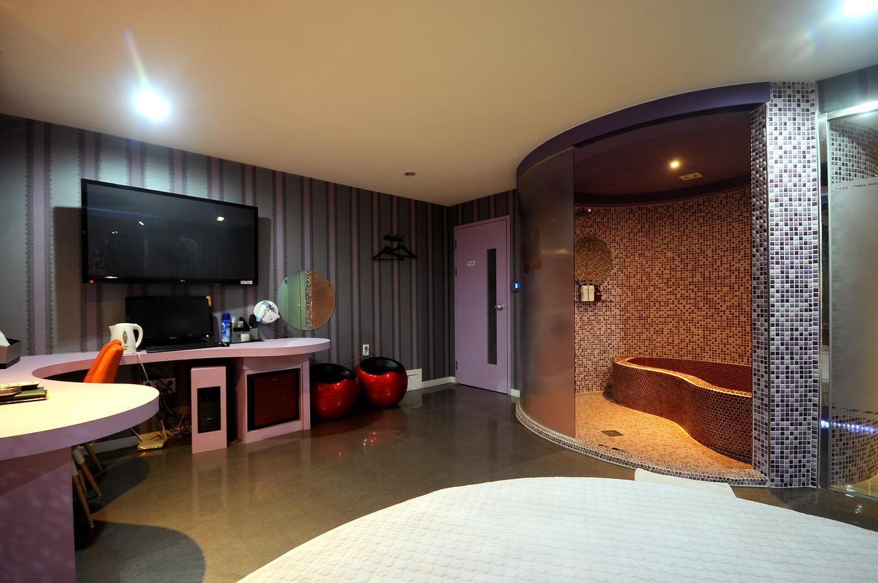 Wow Motel Пусан Экстерьер фото