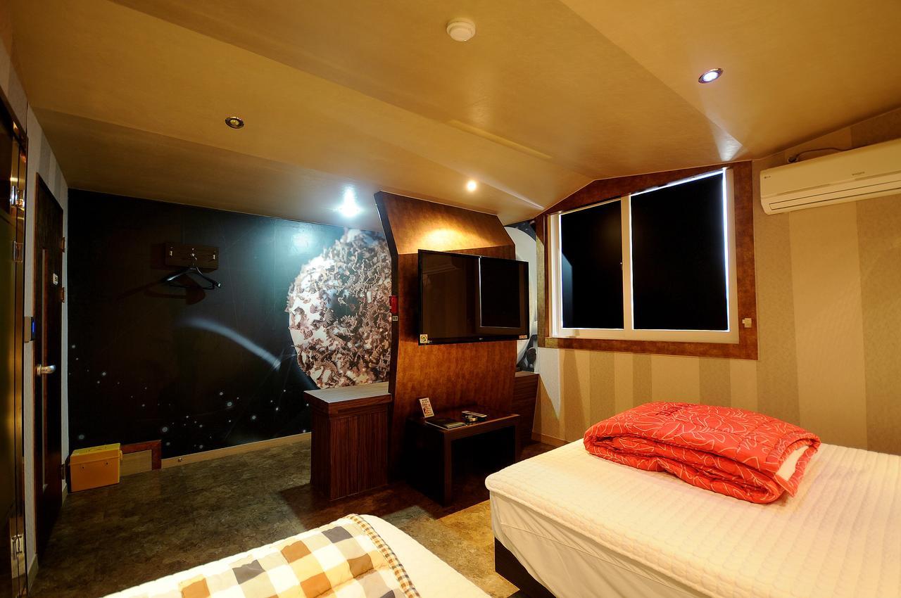 Wow Motel Пусан Экстерьер фото