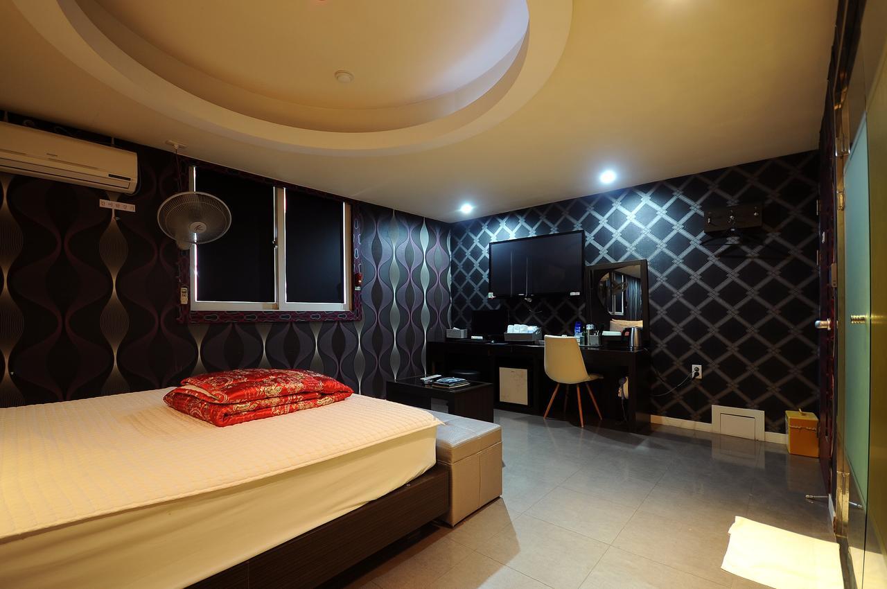 Wow Motel Пусан Экстерьер фото