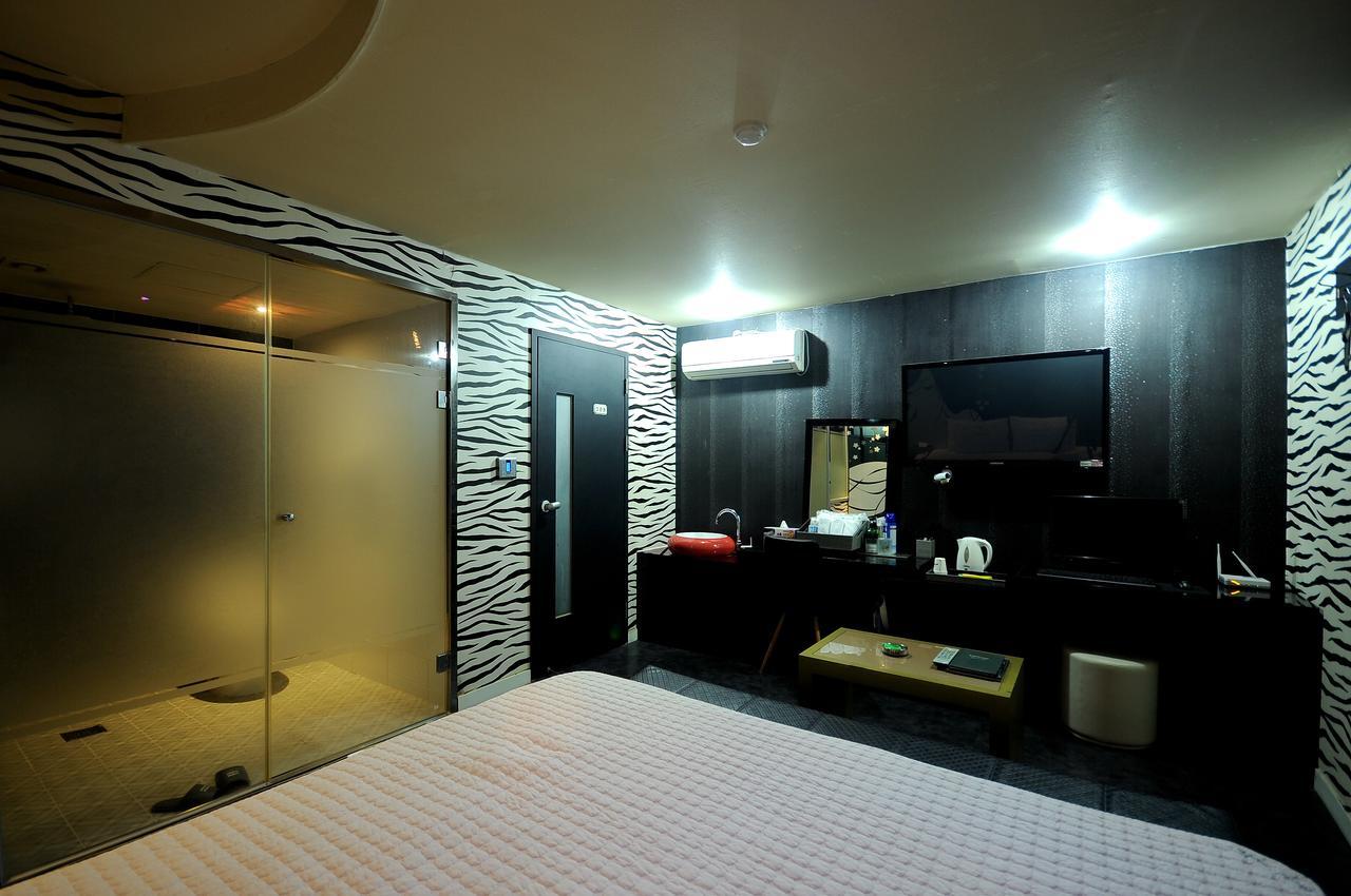 Wow Motel Пусан Экстерьер фото
